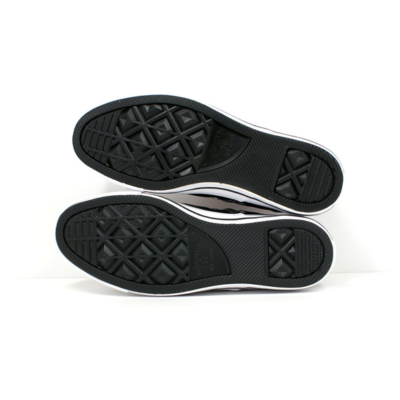 Converse X Hello Kitty Madison Low Top Sneaker NEW - Picture 6 of 8